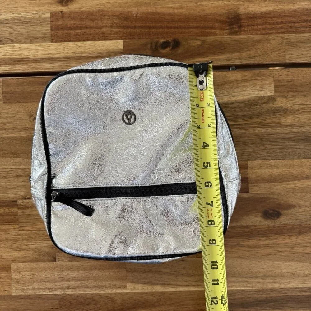 IVIVVA By Lululemon Convertable Tote‎ Prepared BACKPACK Bag Metallic Silver